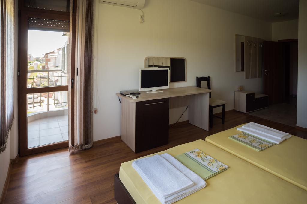 Guest House Georgievi Primorsko Esterno foto